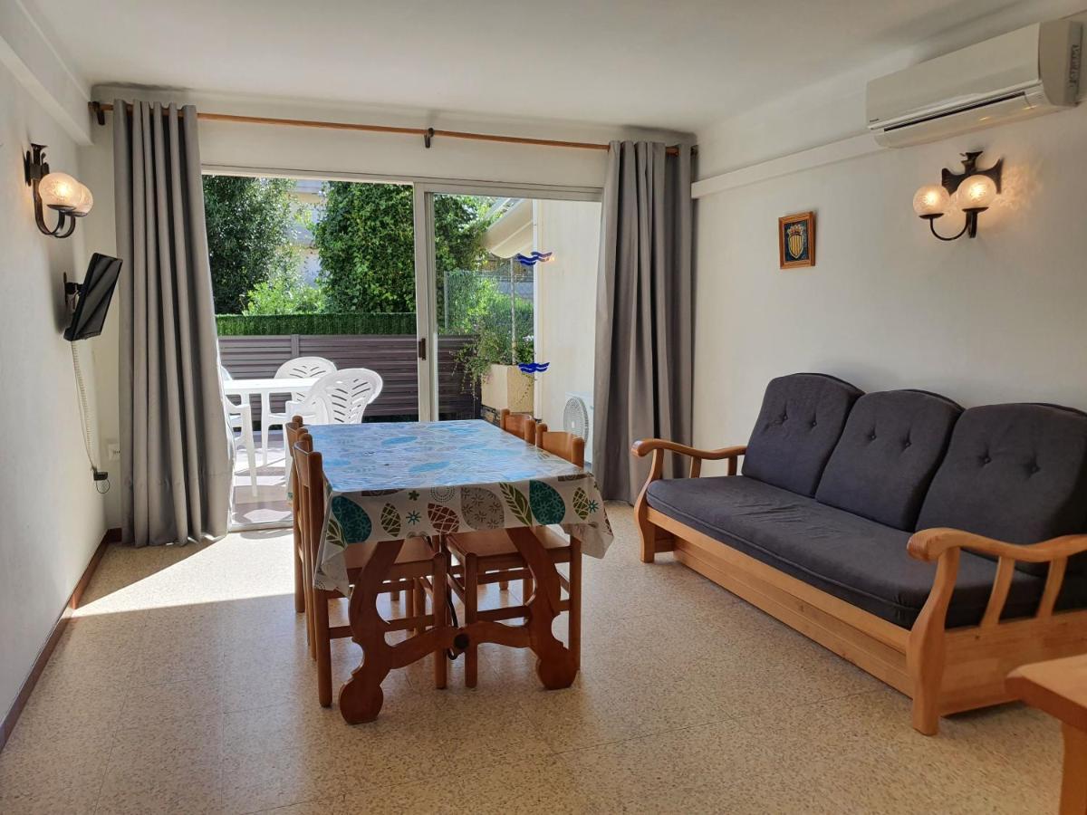 ל'אסטרטיט Payet Apartments מראה חיצוני תמונה