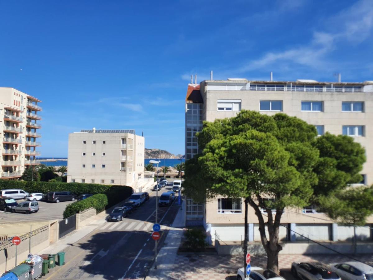 ל'אסטרטיט Payet Apartments מראה חיצוני תמונה