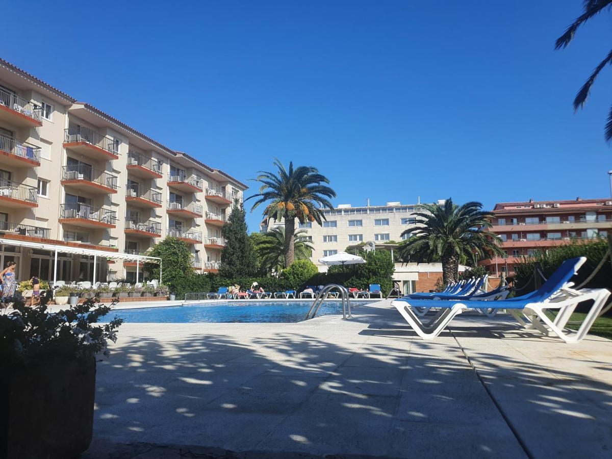 ל'אסטרטיט Payet Apartments מראה חיצוני תמונה
