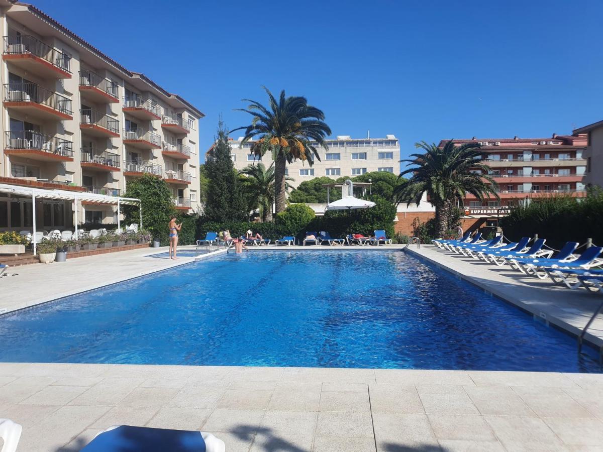ל'אסטרטיט Payet Apartments מראה חיצוני תמונה